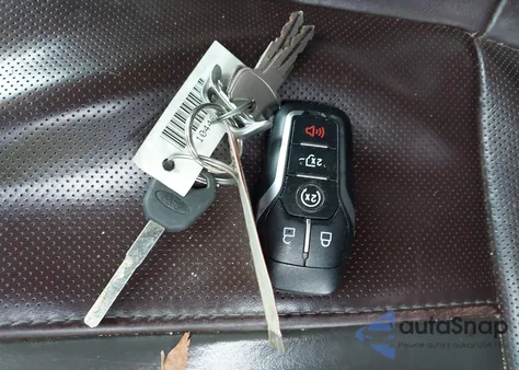 2017 Ford F-150 Platinum z USA, uszkodzony, nr VIN 1FTEW1EG9HFA91584